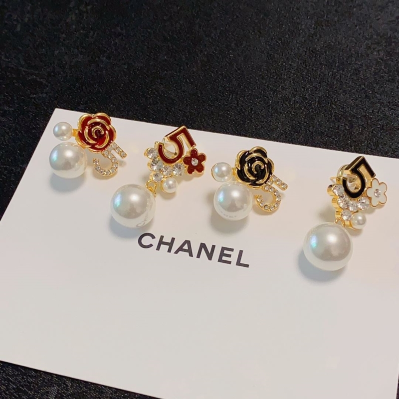Ch**el earrings